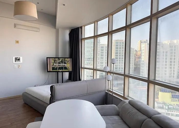 Contemporary Duplex Stn View 3min * Seul