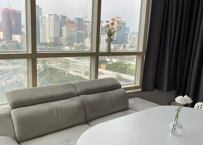 Contemporary Duplex Stn View 3min Daire